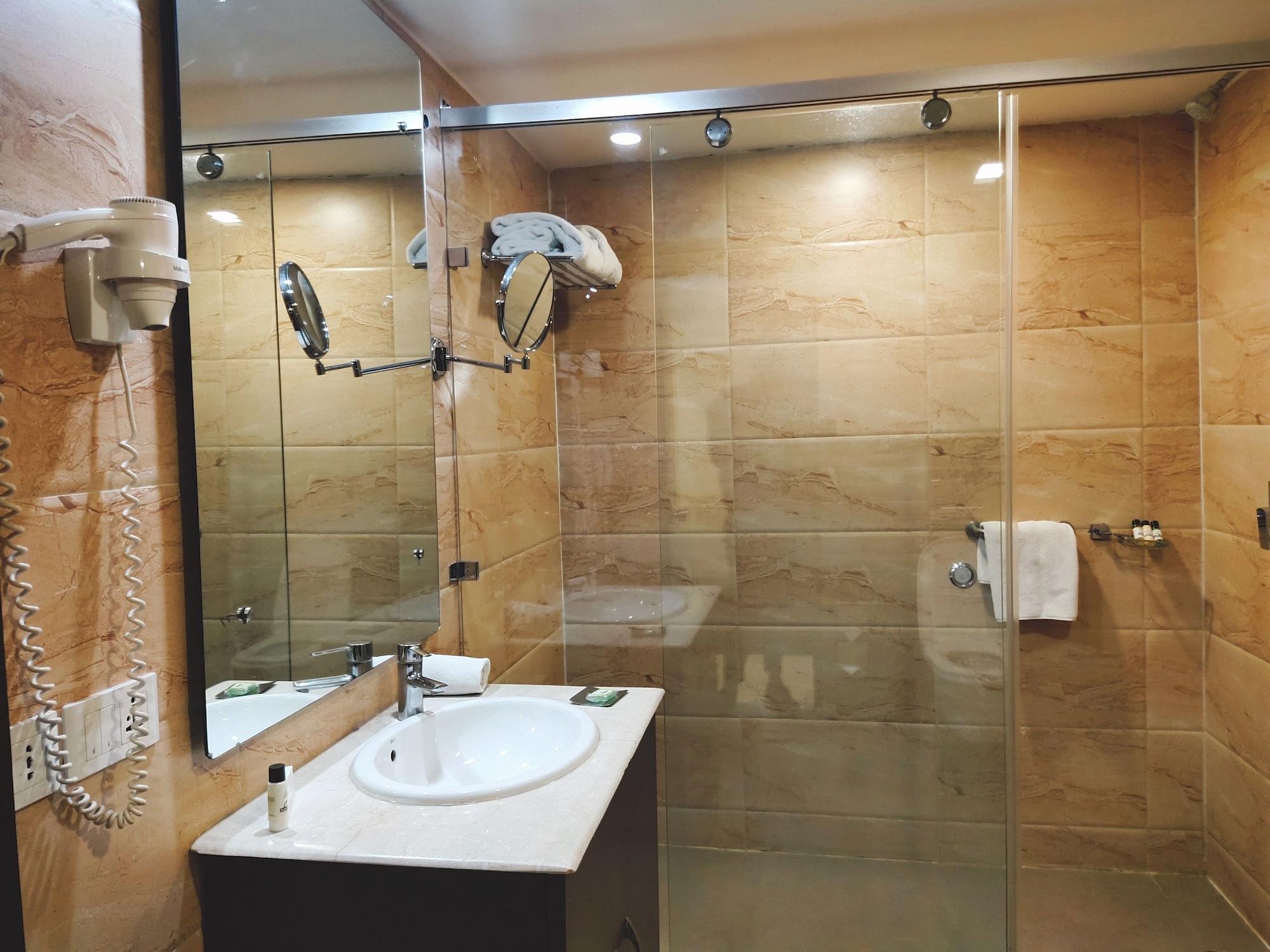 Days Hotel By Wyndham, Jalandhar Exterior photo